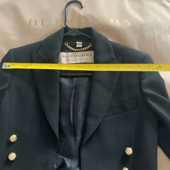 Absolutely gorgeous Burberry military jacket! 100% authentic - Picture 15 of 16